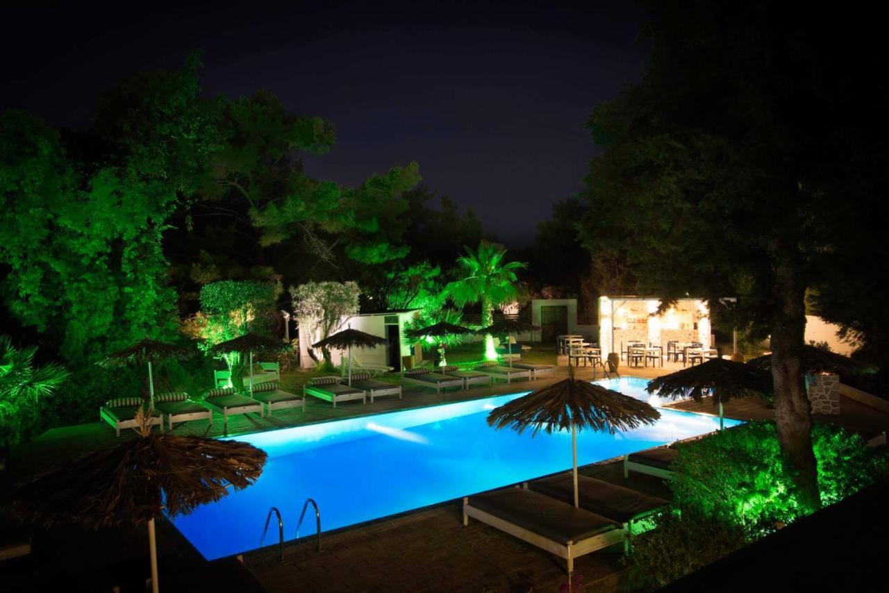 Trees Art Hotel 伊利索斯 外观 照片