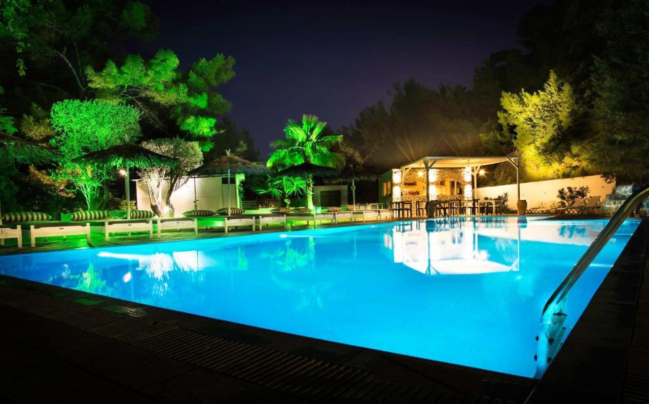 Trees Art Hotel 伊利索斯 外观 照片